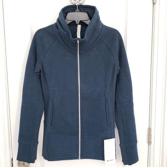 NWT Lululemon radiant jacket - Picture 2 of 6